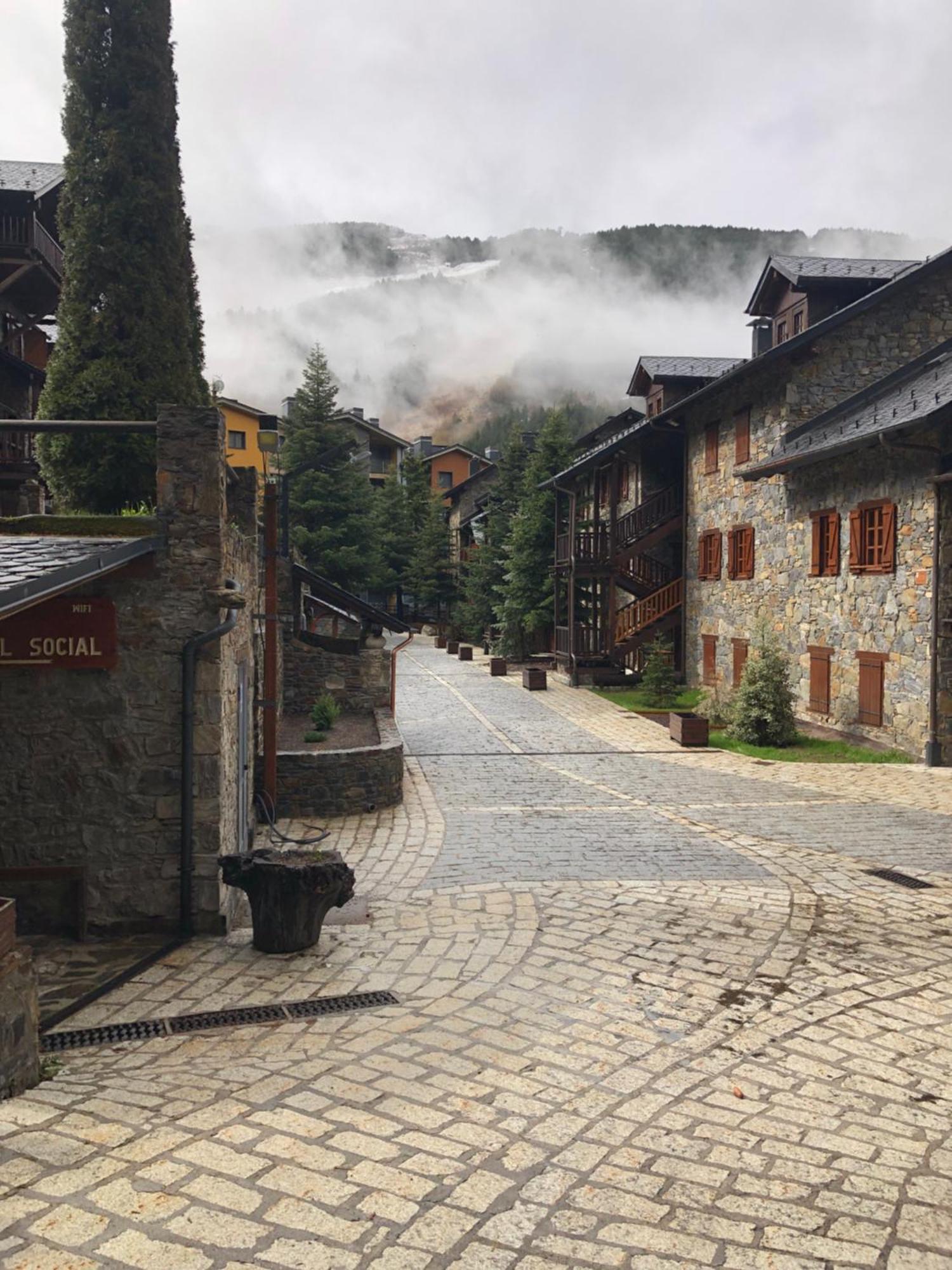 Pleta Del Tarter 31A Lodge & Spa Canillo Esterno foto