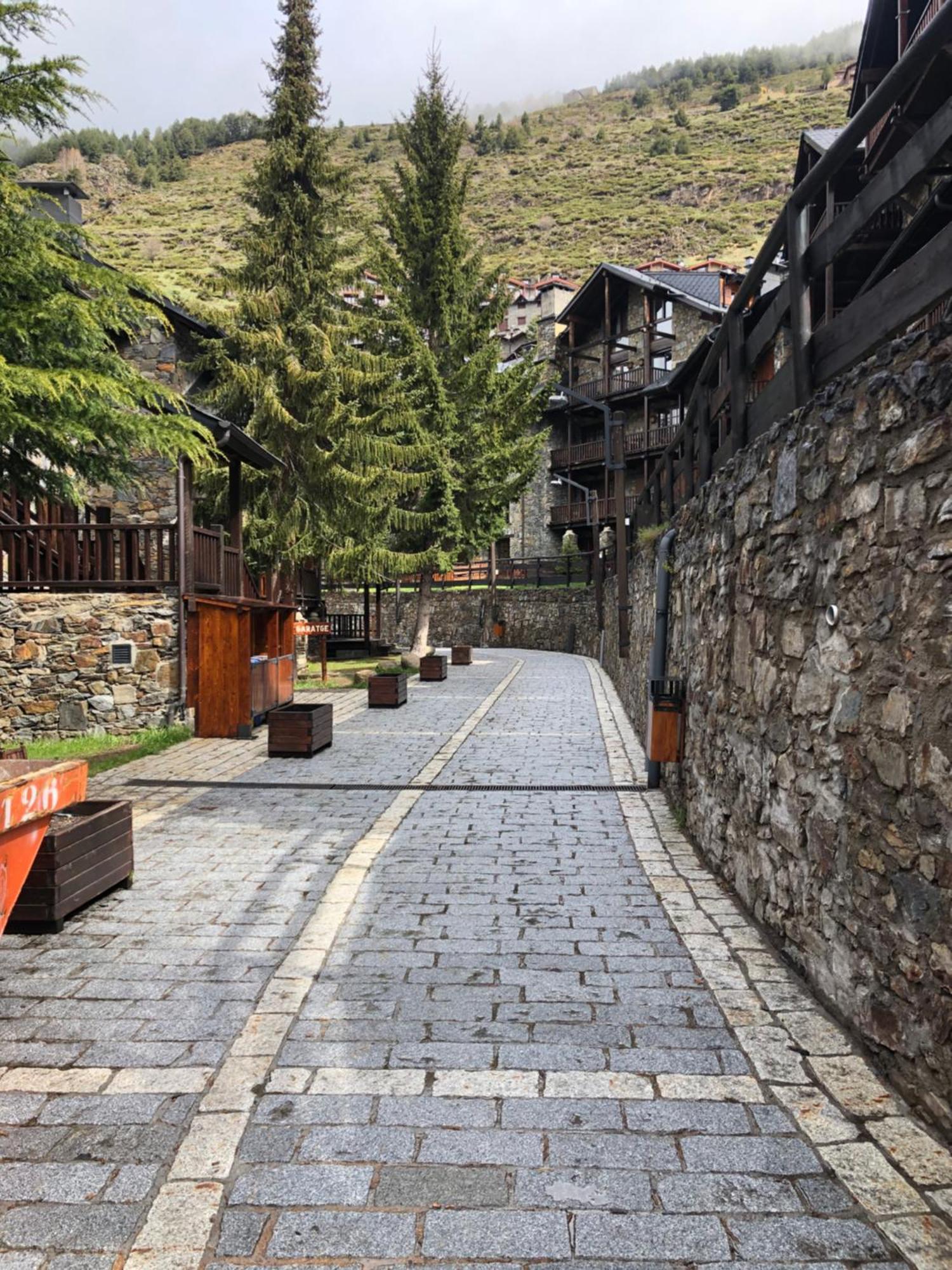 Pleta Del Tarter 31A Lodge & Spa Canillo Esterno foto